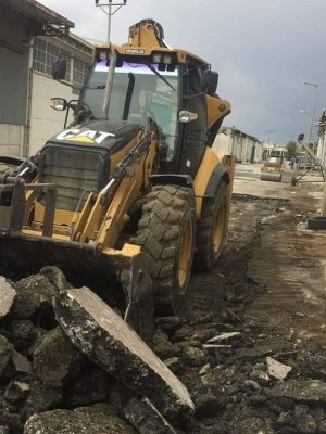 CATERPILLAR 434E BEKO LODER