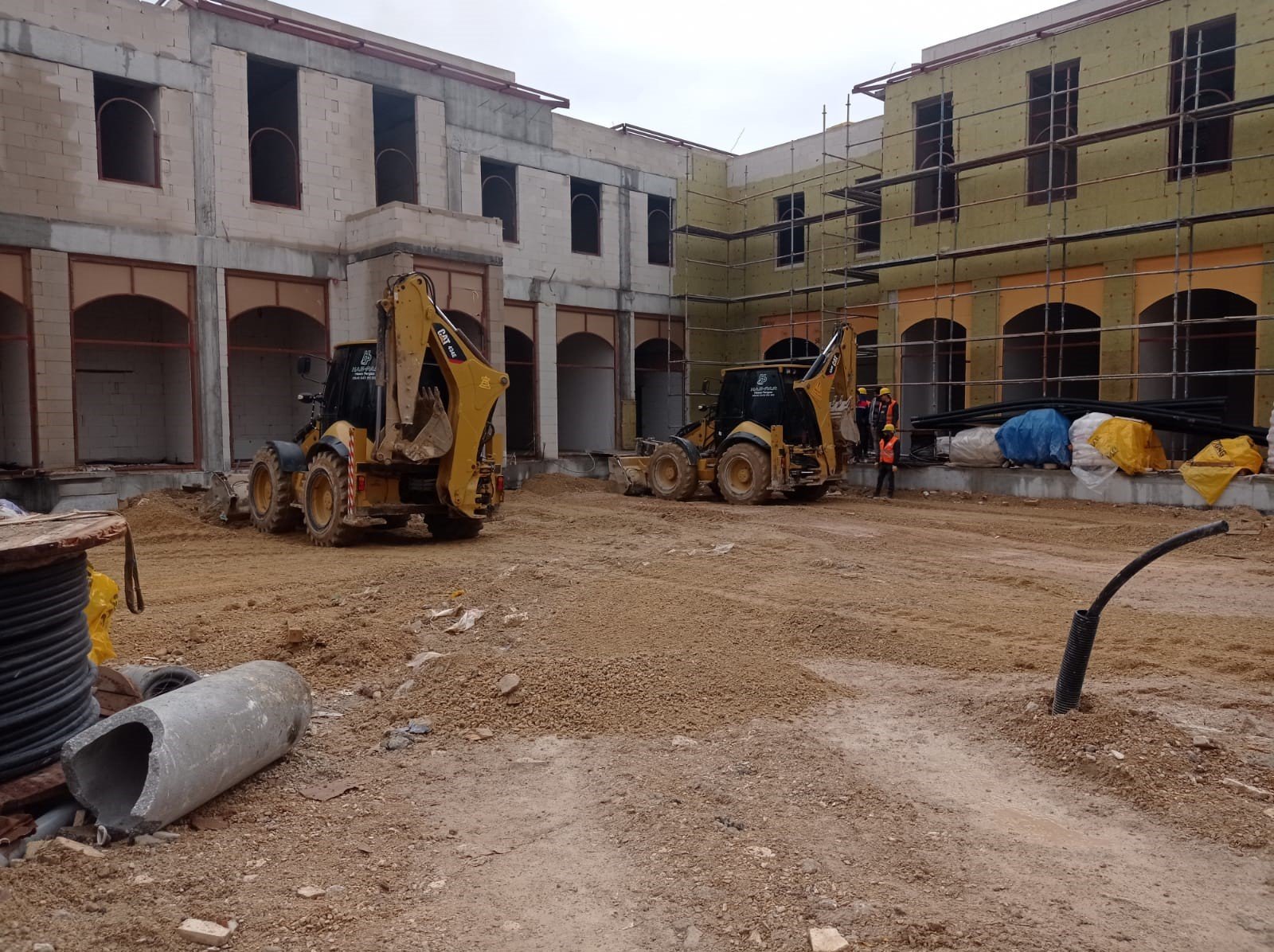 CATERPILLER 434E BEKO LODER